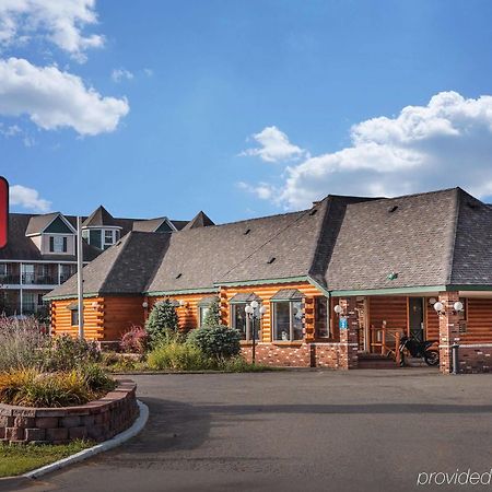 Econo Lodge Bayview แมคคินอซิตี้ ภายนอก รูปภาพ
