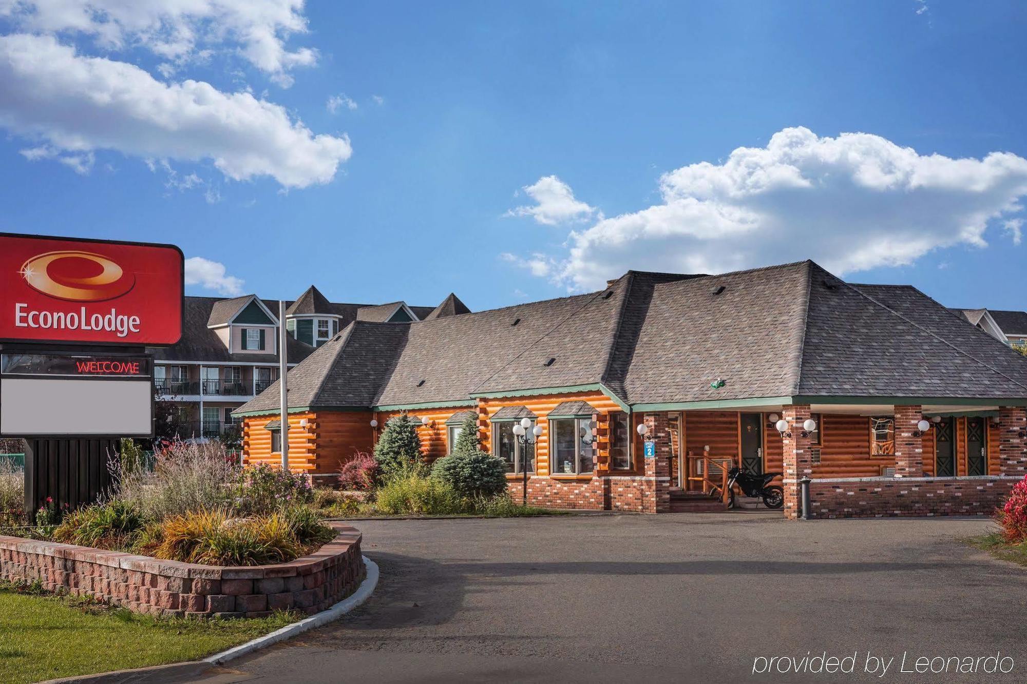 Econo Lodge Bayview แมคคินอซิตี้ ภายนอก รูปภาพ