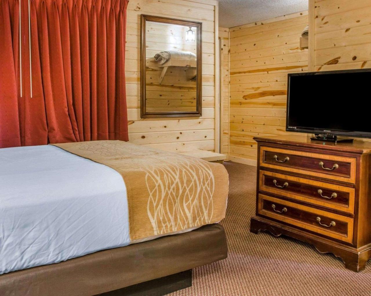 Econo Lodge Bayview แมคคินอซิตี้ ภายนอก รูปภาพ